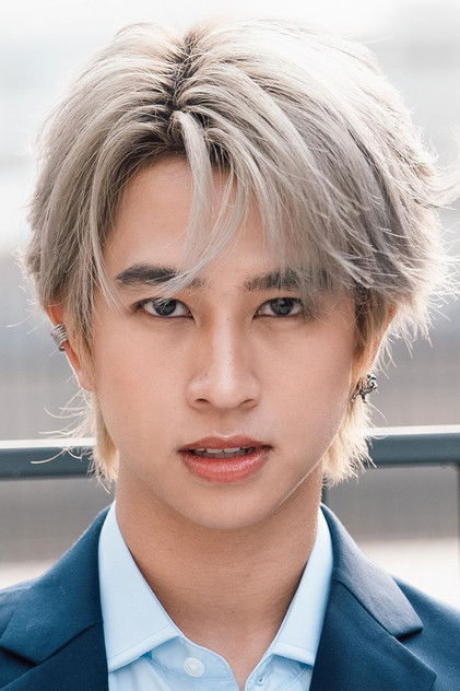 ณธัช ศิริพงษ์ธร