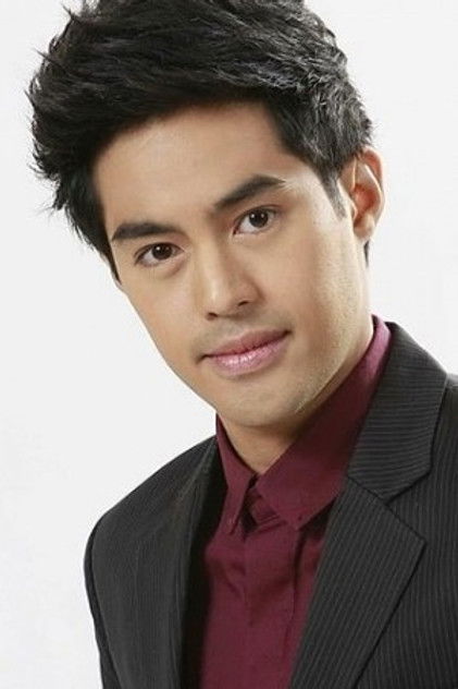 จรณ โสรัตน์